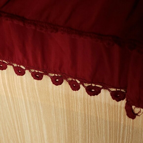 Doe & Rae Cropped Maroon Long Sleeve Blouse Small - Picture 3 of 6